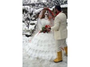 (Özel Haber) Kardan Geline 2 Metrelik Altın Zincir