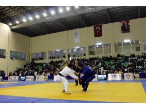 Judonun Kalbi Ünye’de Atıyor