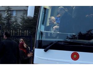 Erdoğan’ın Otobüsünü Durdurdu Ve...