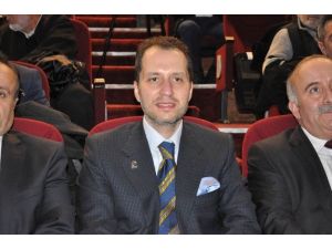Sivas’ta Necmettin Erbakan’ı Anma Gecesi Düzenlendi