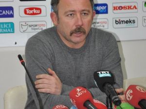 Galatasaray 3 Puanla Döndü