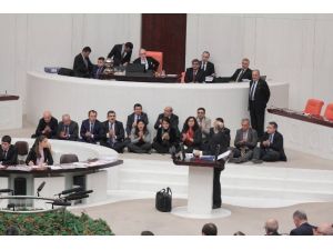 Hdp’lilerden Tam 6.5 Saatlik Oturma Eylemi !