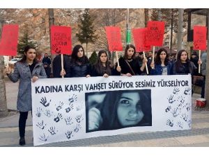 Gümüşhane’de Üniversite Öğrencileri Özgecan Ve Fırat İçin Yürüdü