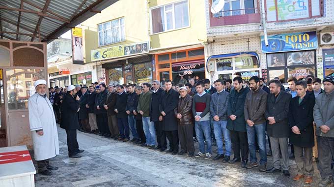 ÇAKIROĞLU İÇİN GIYABİ CENAZE NAMAZI