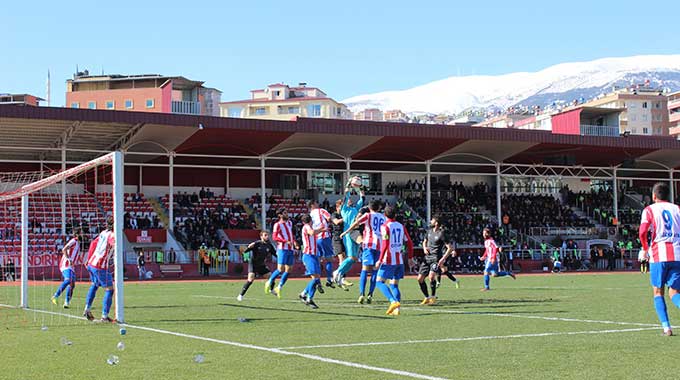 KAHRAMANMARAŞSPOR: 2 - KOCAELİ BİRLİK SPOR: 1