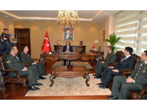 Özgecan’ın Katillerini Yakalayan Jandarma Personeline Takdirname