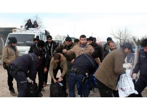 2 Bini Aşkın Suriyeli Ülkesine Döndü