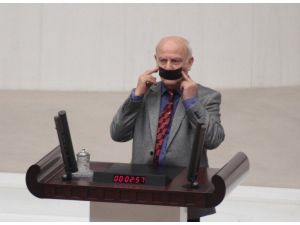 Hdp’li Vekillerden Kürsüde Siyah Bantlı Eylem