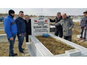 Milli Sporcu Mezarı Başında Anıldı