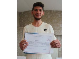 Üniversite Öğrencisi, Sertifikalı Çoban Oldu
