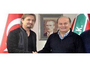 Ayhan Akman Hoca Oldu !