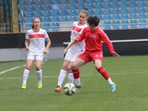 Milliler Komşuya Acımadı