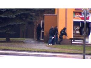 Restorana Kanlı Saldırı: 8 Ölü