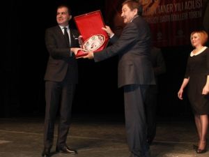 Kültür Bakanı Çelik: “Çok Devletli, Tek Millet Olarak Yaşamaya Devam Edelim”