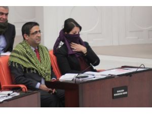 Hdp’li Vekillerden Poşulu Eylem