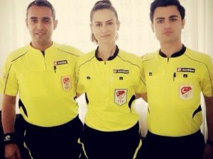 Git Evine Bulaşık Yıka Denilen Kadın Hakem Tbmm İçin Yola Çıktı