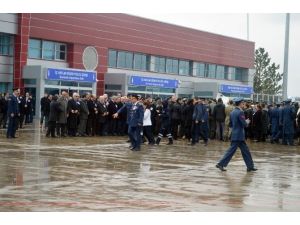 Sehit Pilotlar İçin Tören Düzenleniyor