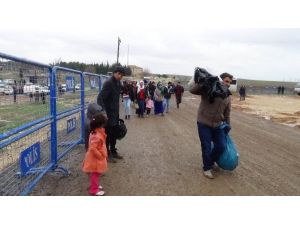 Kobani’ye Dönüşler Hızlandı