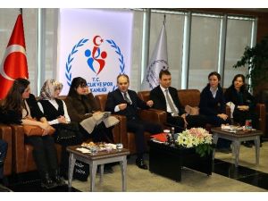 Bakan Kılıç Üniversite Öğrencilerini Kabul Etti