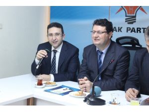 Ak Partili Aday Adayı Turhan’ın, Davutoğlu Anısı