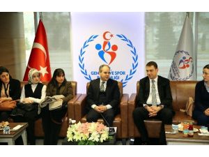 Bakan Kılıç Üniversite Öğrencilerini Kabul Etti