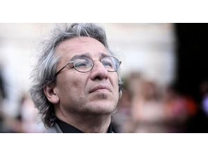 Can Dündar İfade Vermek İçin Adliyeye Geldi