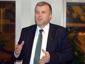 Torku Konyaspor Başkanı Aziz Yıldırım’a Çıkıştı