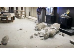 Işid Arkeoloji Müzesini Talan Etti