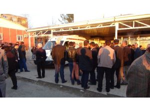 Minibüs Takla Attı: 2 Ölü, 8 Yaralı