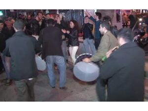’’Çarşı’’da Galibiyet Çoşkusu