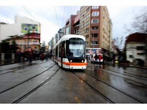 Estram Bir Yılda Polonya Nüfusu Kadar Kişiyi Yolcu Etti