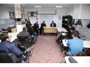Kendi Araçlarını Artık Kendileri Tamir Edecekler