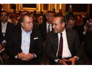 Ünlü İsimler Uyuşturucuya Savaş Açtı