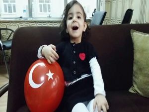 Küçük Beren’in ’Demba Ba’ Sevgisi