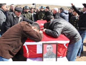 Kırşehir Şehidini Uğurladı