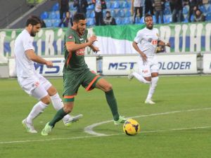 Çaykur Rize Evinde Güldü