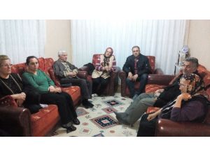 Ünlü Yazarın Ölümü Akrabalarını Yasa Boğdu