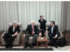 Esad Öncesi Ahmedinejad İle Görüştü