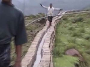 Böyle Sörf Görmediniz