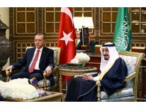 Erdoğan, Kral Selman İle Sarayda Baş Başa Görüştü