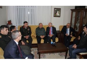 Şehit Babası: “Taliban’ın Gözlerini Oyacağım”