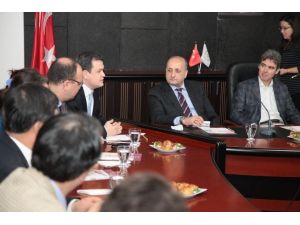 Güney Kore Heyeti Teknopark İzmir’i Ziyaret Etti
