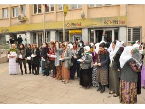 ’8 Mart Dünya Kadınlar Günü’ Nedeniyle Kadın Tutuklulara Kart Gönderildi