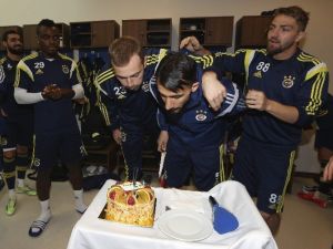 Mert Günok Ve Mehmet Topal’a Doğum Günü Sürprizi