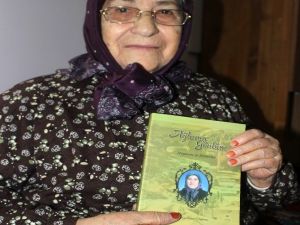 85 Yaşında Şiir Kitabı Çıkarttı