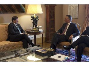 Davutoğlu, Portekiz Cumhurbaşkanı Cavaco Sılva İle Bir Araya Geldi