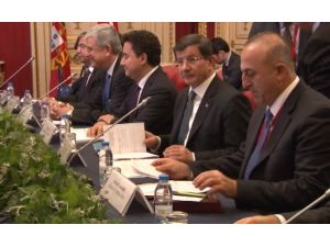 Davutoğlu Mevkidaşı İle Görüştü