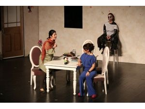 Nilüfer’de Perde Görme Engelli Nihal İçin Açıldı