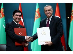 Annesi Rahatsızlanınca Ülkesine Döndü