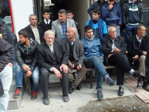 55 Hane İçin 400 Kva’lık Trafo İsteyen Köylüler, Eylem Yaptı
